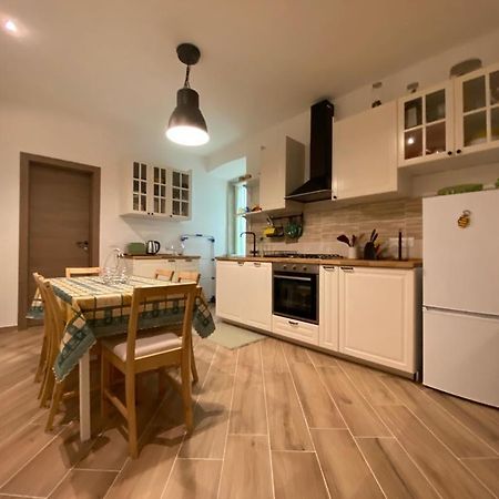 Casa Vacanze Nuanua Triest Zewnętrze zdjęcie